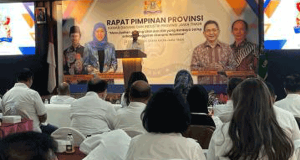 Tentang Kadin Gresik 2